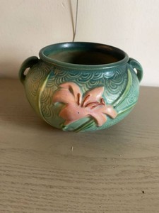 Roseville Art Pottery Double Handle Jardiniere Bowl Lily Relief