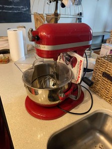 KitchenAid Professional 600 6 Qt Bowl-Lift Stand Mixer Red