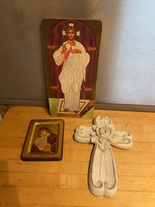 Group Religious Wall Decor Icons & White Distressed Rose Cross