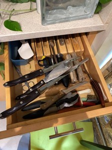 Group Cutco Kitchen Knives & Assorted Utensils Drawer Lot