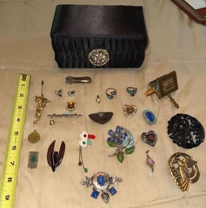 Lot of Vintage Costume Jewelry Brooches Rings Pins Plus Satin Box