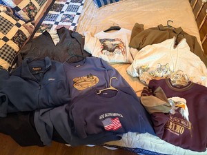 Lot of Assorted Fleece Pullovers & Graphic Sweatshirts Mixed Sizes