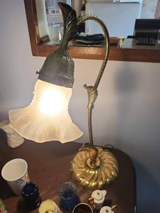 Vintage Art Nouveau Style Brass Tone Bridge Table Lamp Frosted Shade