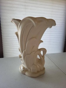 McCoy Art Pottery Swan Calla Lily Vase Ivory Matte Glaze 9.5in