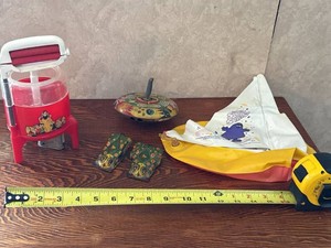 Vintage Toy Lot Tin Top Frog Clickers Snow White Washer Grimace
