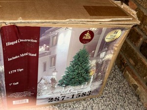 7 Ft Bristol Pine Artificial Christmas Tree Hinged 1279 Tips w Stand