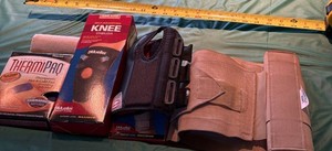 Lot of Assorted Mueller Knee Brace Thermipaq Medical Supports