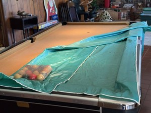 Vintage Pool Table Billiards Set w Cues Balls Rack Cover Local Pickup