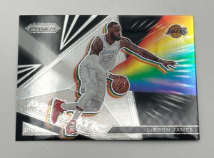 2021-22 Panini Prizm Basketball Prizmatic #25 LeBron James