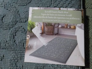 Scroll Foam Bath Mat 24 x 35.8