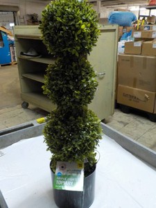 Outdoor Triple Lighted Topiary