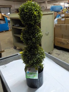 Outdoor Triple Lighted Topiary