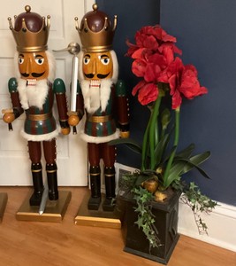Lot of 2 Nutcrackers and Red Floral Dcor