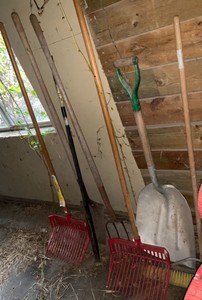 Garden Tool Lot