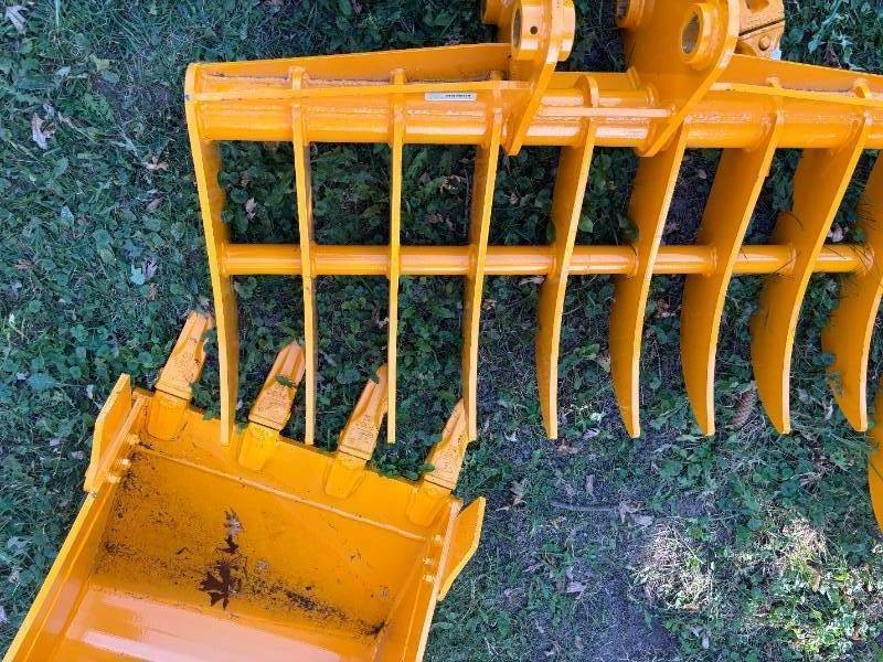 FUTURE 44 CAT 305 Dense-Teeth Rake