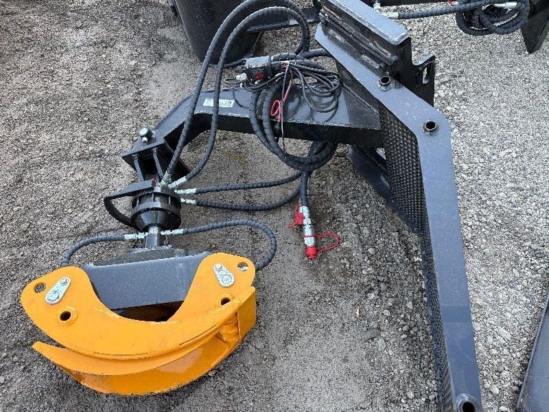 FUTURE Mini Skid Steer Rotating Gripper (FT-MRG69)