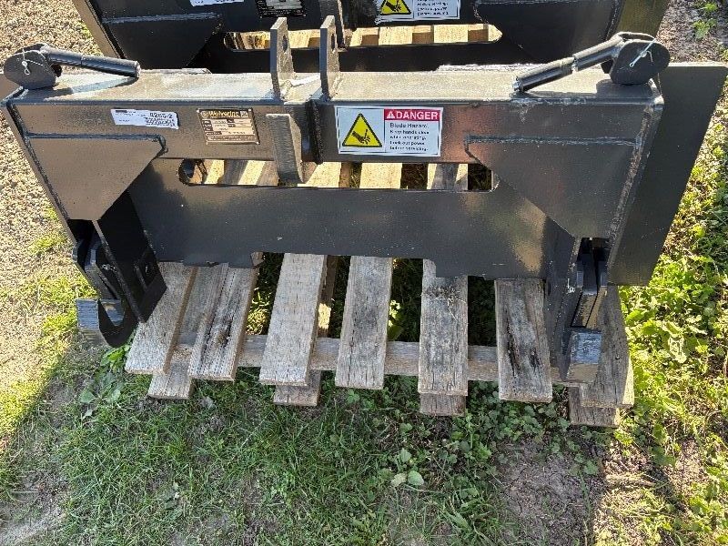 Wolverine 3 Point Quick Tach (PT-16-02C)