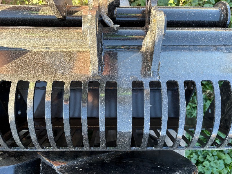 FUTURE Excavator Screening Bucket