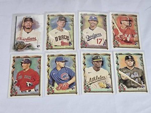 Lot of 8 Baseball Cards Featuring Yoshida, Arias, and Others