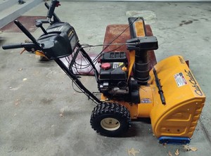 Cub Cadet Snow Blower (Model #31BM53TR709)