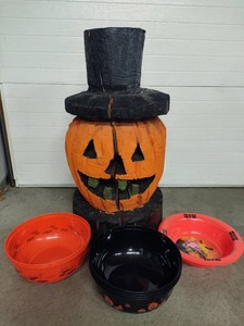 Huge Halloween Tree Stump Pumpkin Decor & Asst Candy Bowls
