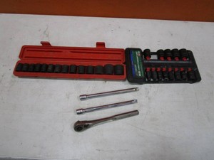 12 Drive Impact Sockets, Ratchet, Extensions