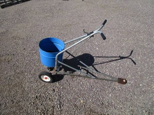 Fertilizer Spreader