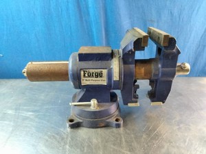 Heavy Duty  Central Forge 5 Multi-Purpose Vise