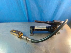 Manual two-speed lightweight hydraulic hand pump