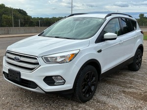 2018 Ford Escape SE  132k Miles  2 Owners  No Accidents  Regular Oil Changes  (NO RESERVE)