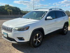 2019 Jeep Cherokee Limited  4WD   No Accidents  (NO RESERVE)