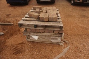 Pallet of Rochester EdgersPaversWall Stone