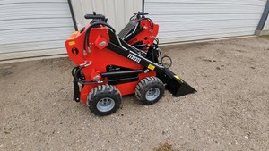 2026 - Unused - FUTURE - Skid Steer Loader - FT-323TZ
