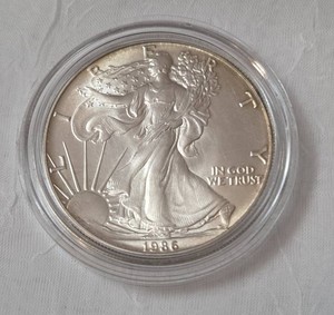 1986 One Ounce Proof Silver Bullion American Eagle coin in burgandy velvet case