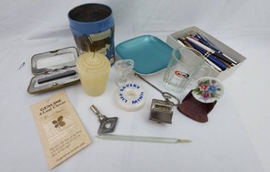 Vintage Collectibles & Curios - Advertising Glassware, Souvenirs & Accessories (15pc)