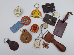 Collectible Keychains & Souvenirs - Assorted Accessories
