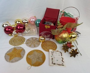 Christmas Decor Mixed Lot - Ornaments, Beaded Decorations & Holiday Accessories