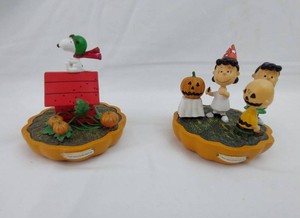 Peanuts Halloween Figurines - Snoopy & Charlie Brown Great Pumpkin Collection (Lot of 2)
