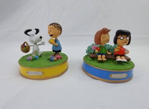 Peanuts Easter Figurines - Bradford Exchange Tabletop Sculptures (Lot of 2)