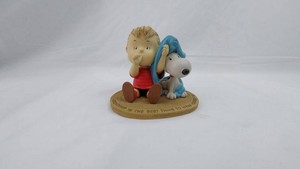 Peanuts Figurine - Charlie Brown & Snoopy Friendship Display