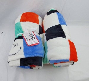 Blankets - Peanuts 50x60in Throw Covers (Lot of 2)