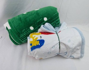 Blankets - Hallmark Peanuts Snoopy & Winter Throws (Lot of 2)