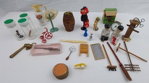 Miniature Collectibles & Dollhouse Accessories - Mixed Assortment