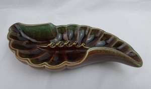Pottery Ashtray - Red Wing USA 820 Leaf-Shaped