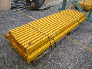 24 Pallet Racking 9 Beams (Teardrop)