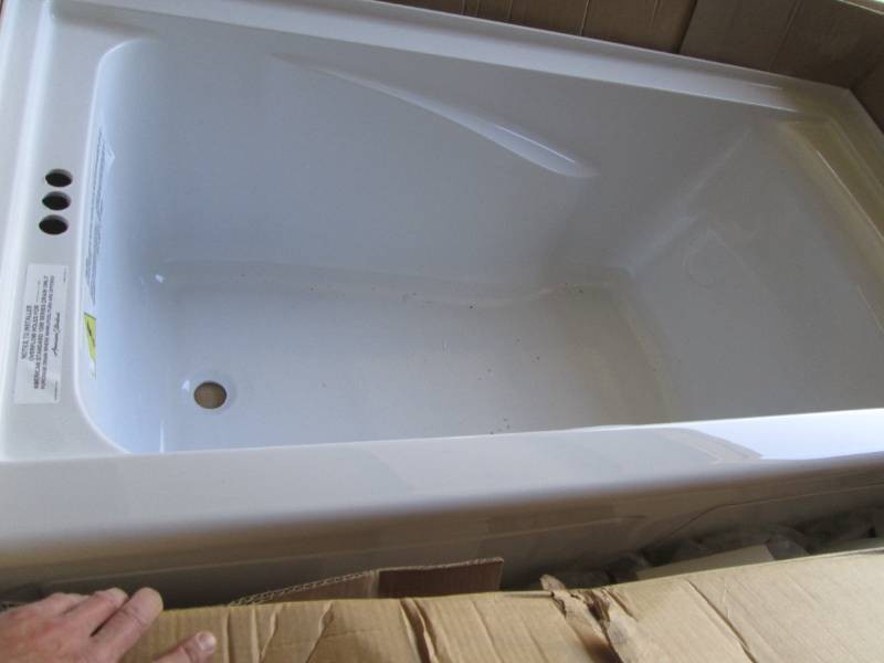 American Standard bathtub