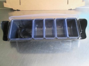 Condiment and utinael serving stand