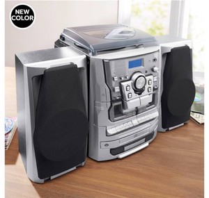 $319 Montgomery Ward 6-in-1 Deluxe Turntable iPodMP3 AMFM CDCassette