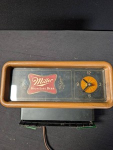 Vintage 1981 Miller High Life Beer Advertising Wall Clock