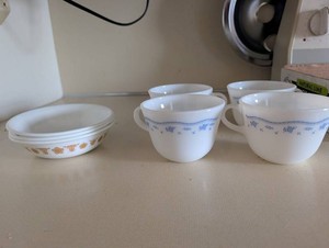 White Glassware Cup & Bowl Set (Lot of 8)